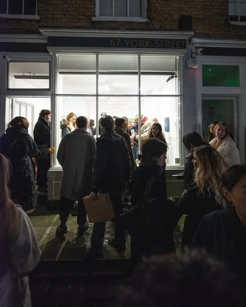 Crowds gathered outside Teaspoon Projects gallery at 67 York Street, London, during the opening night of “A Thousand-Pointed Star”, a multidisciplinary art exhibition connecting creativity and community.