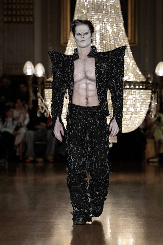 Jean Louie Castillo SS26, reviewed by The Cold Magazine — look 4