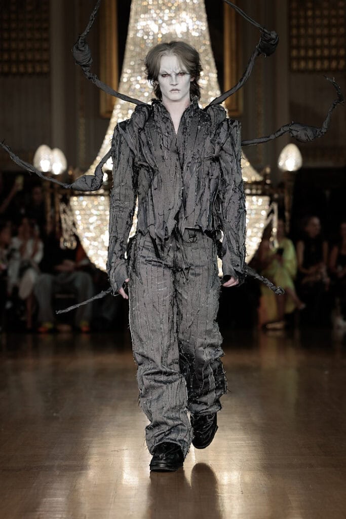 Jean Louie Castillo SS26, reviewed by The Cold Magazine — look 3