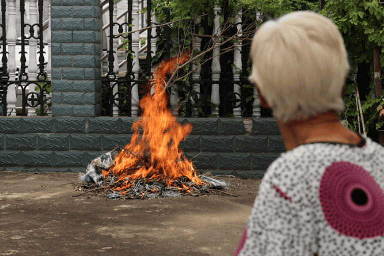 Neo Jiapu Gao Excavates the Lives of China’s Forgotten Migrants