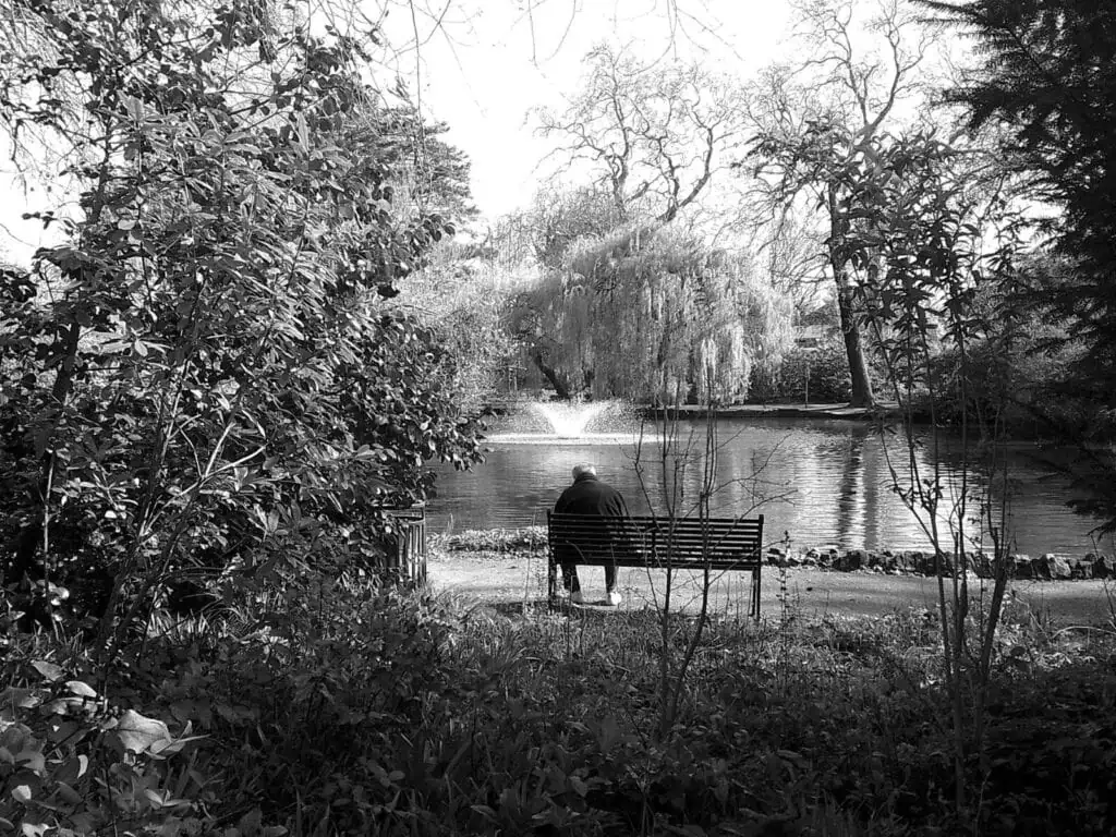 Dating in London, in The Cold Magazine — image 2