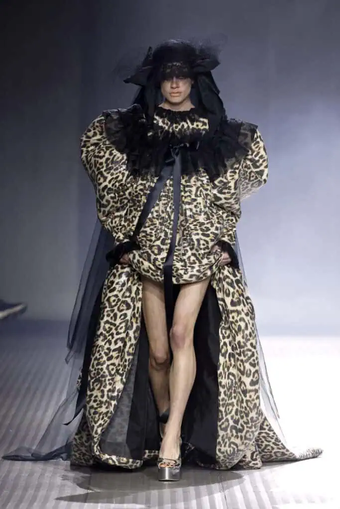 REPARTO's Victorian silhouettes, in The Cold Magazine — look 3