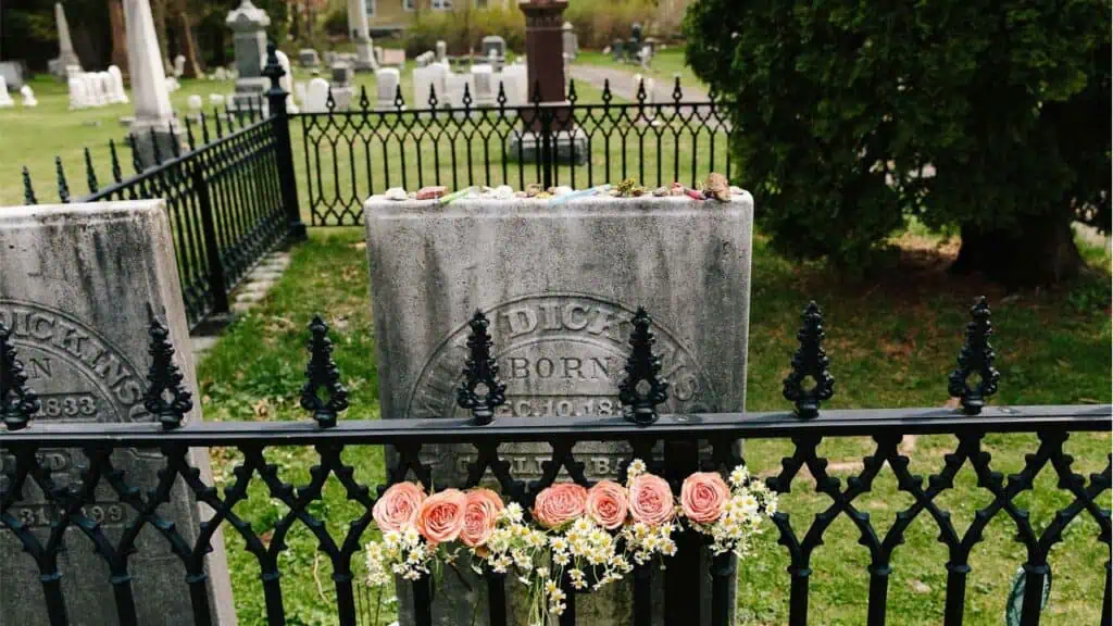 Did Emily Dickinson ever really die? (2 of 2)