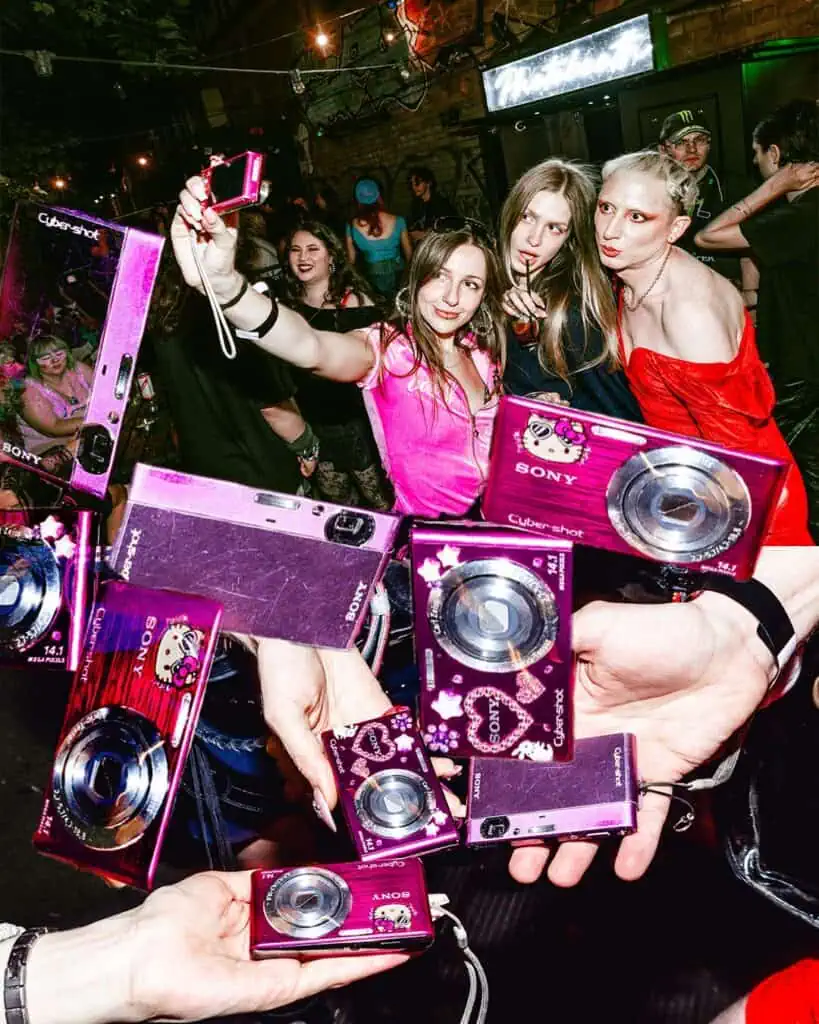 The raves bringing internet nostalgia to the dancefloor, photo by Jubbi (3 of 15)