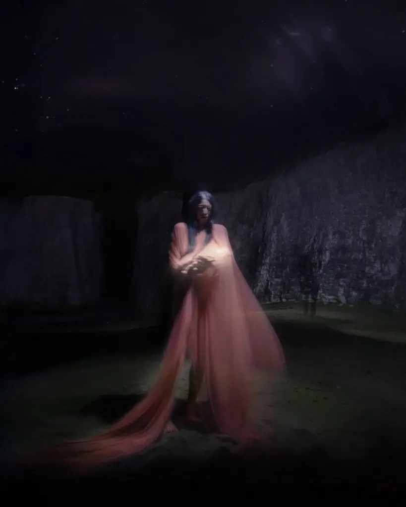 Kishibojin, fashion editorial photographed by Lucy Feng (2 of 7)