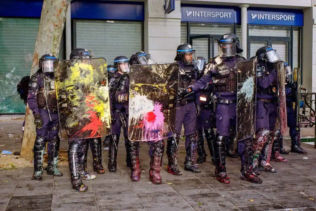 Photos of the Gen Z Protests on the burning streets of Paris, photo by Bram van Dijk (2 of 35)