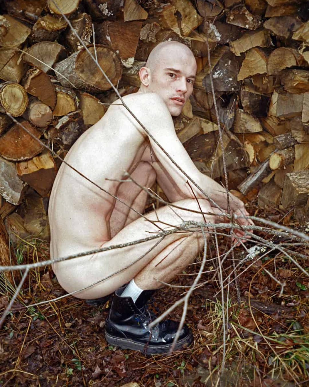 ©slava_mogutin_g_crouching_jeffersonville_2022_WEB